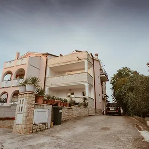 perla-apartments-porec.in-istria.net/