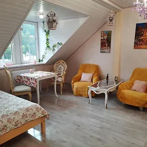 romantic.karlovyvary-hotels.com/